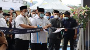 GUBERNUR SULTRA BERSAMA BUPATI KONUT MERESMIKAN GEDUNG BARU BANK PEMBANGUNAN DAERAH CAB.ASERA