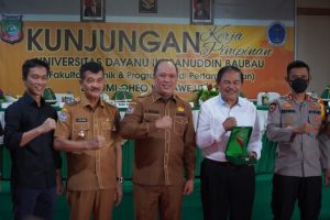BUPATI KONAWE UTARA MENERIMA KUNJUNGAN REKTOR UNIVERSITAS DAYANA BAU-BAU