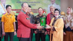 BUPATI RUKSAMIN UCAPKAN TERIMAKASIH  KEPADA 218 MAHASISWA YANG TELAH MELAKSANAKAN KKN DI KONAWE UTARA