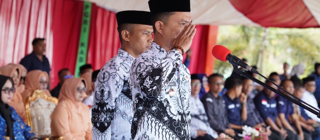 PEMERINTAH KABUPATEN KONAWE UTARA MENGGELAR UPACARA PERINGATAN HARI GURU NASIONAL (HGN) KE-80