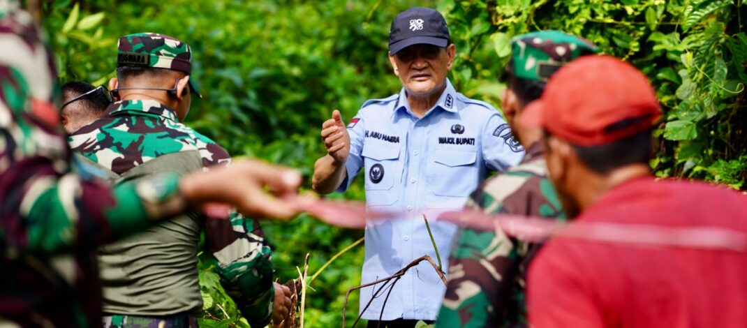 SINERGI MEMBANGUN DESA, WABUP KONUT DAN DANDIM 1430 KONUT PIMPIN PRA TMMD DI DESA AMOLAME