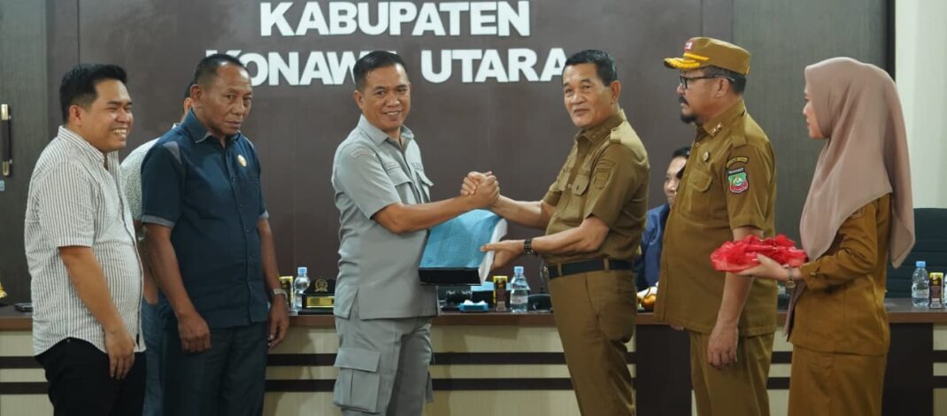 PEMKAB KONAWE UTARA DAN DPRD PERKUAT SINERGI BAHAS RAPERDA PERTANGGUNGJAWABAN PELAKSANAAN APBD TAHUN 2025