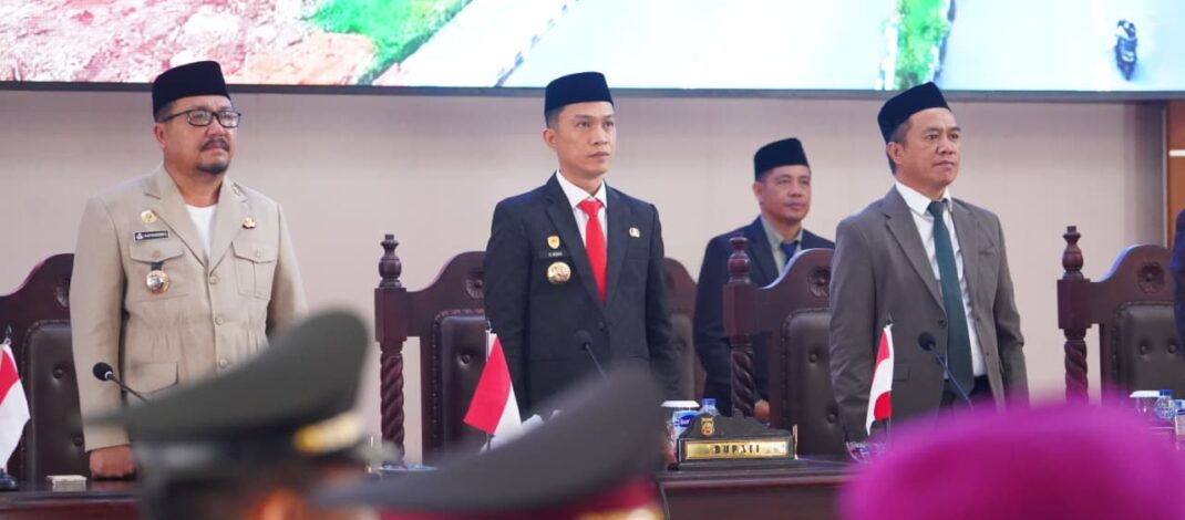 HADIRI PARIPURNA HUT ke-81 RI, BUPATI KONUT DORONG KEBIJAKAN DAERAH SELARAS DENGAN ARAH PEMBANGUNAN NASIONAL
