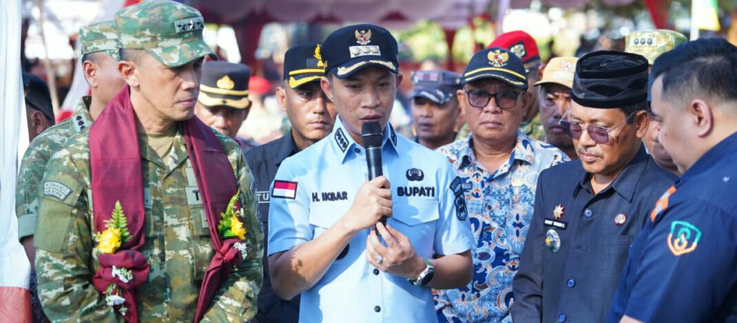 BUPATI H. IKBAR APRESIASI SINERGI TNI DAN PT ANTAM DALAM PEMBANGUNAN JEMBATAN PERINTIS GARUDA DI KONAWE UTARA